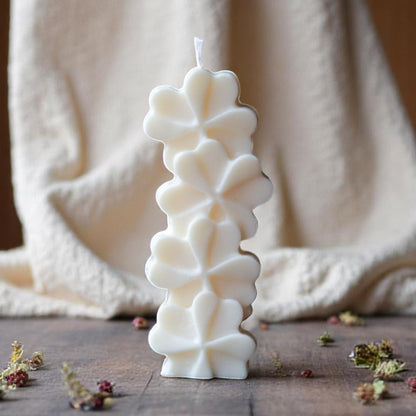 Clover Pillar